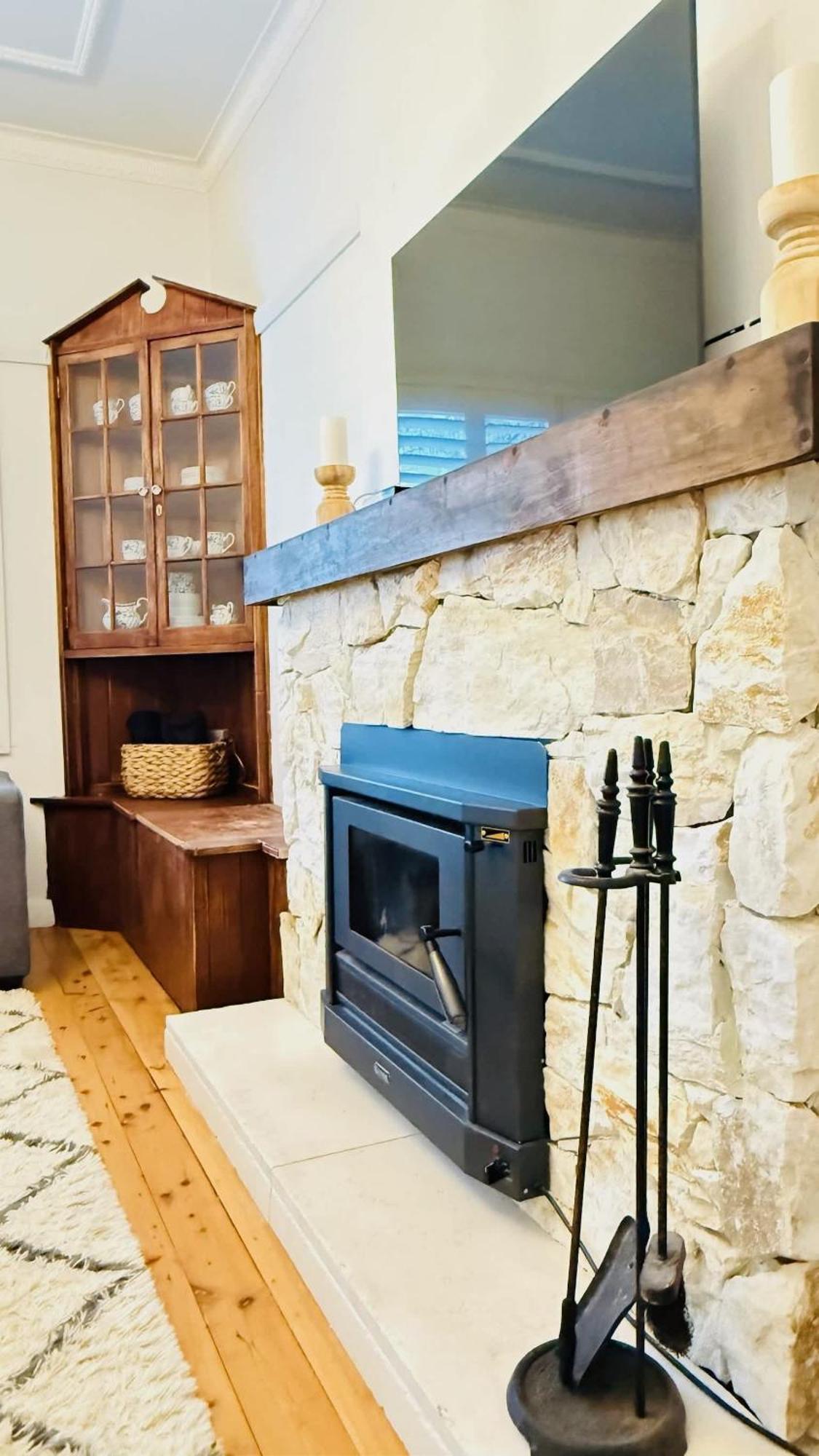 La Villette Sleeps 9 Fireplace Bbq Pet Friendly Katoomba Exterior photo